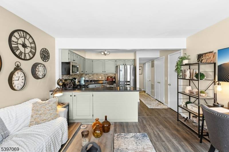 Scotch Plains Twp., NJ 07076,1033 Cellar Ave