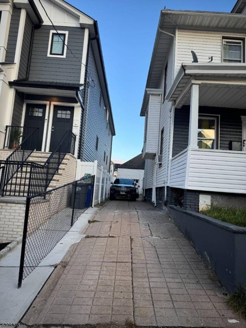 Paterson City, NJ 07514,541 E 25Th St