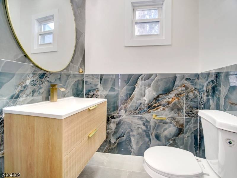 City Of Orange Twp., NJ 07050,50 Hillyer St