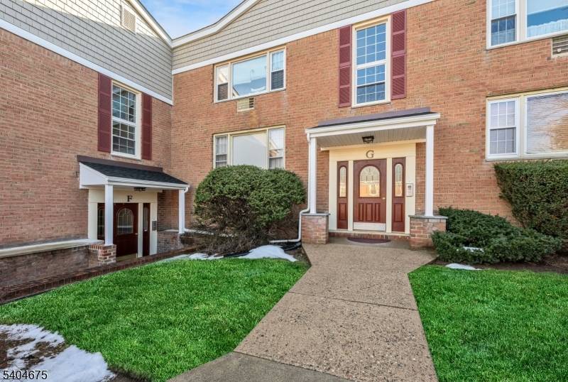 Clifton City, NJ 07013,605 Grove St #16