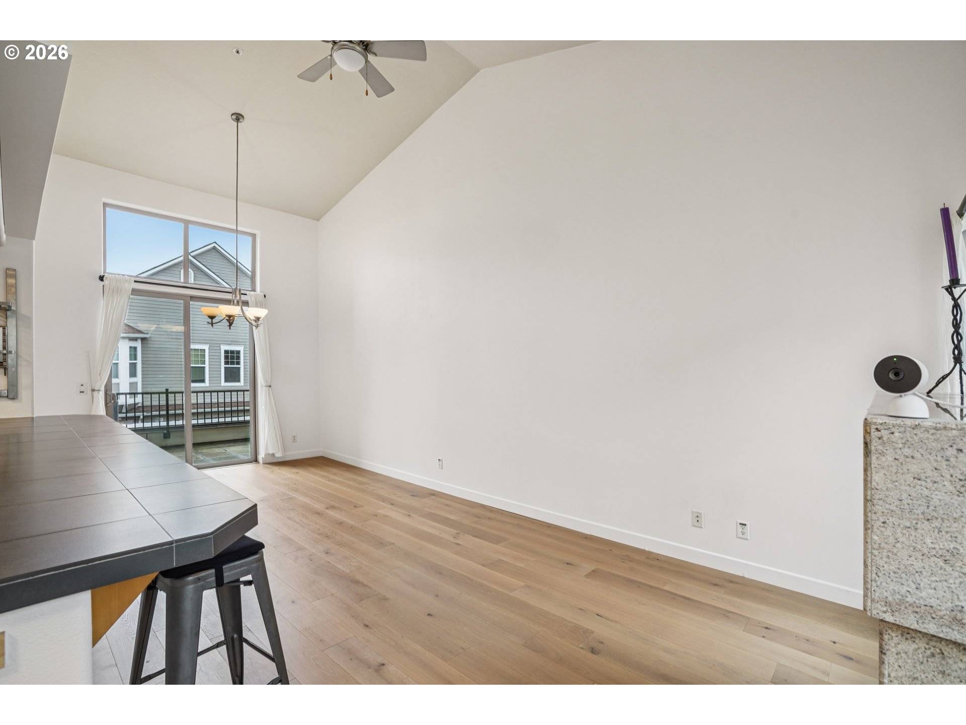 Hillsboro, OR 97124,6261 NE CARILLION DR #202