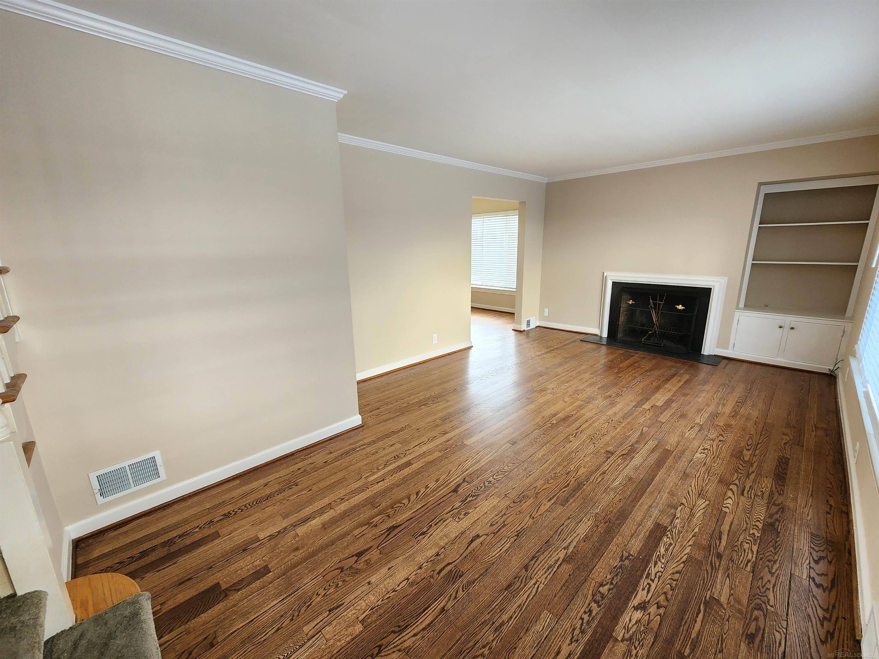 Grosse Pointe, MI 48230,343 Rivard BLVD