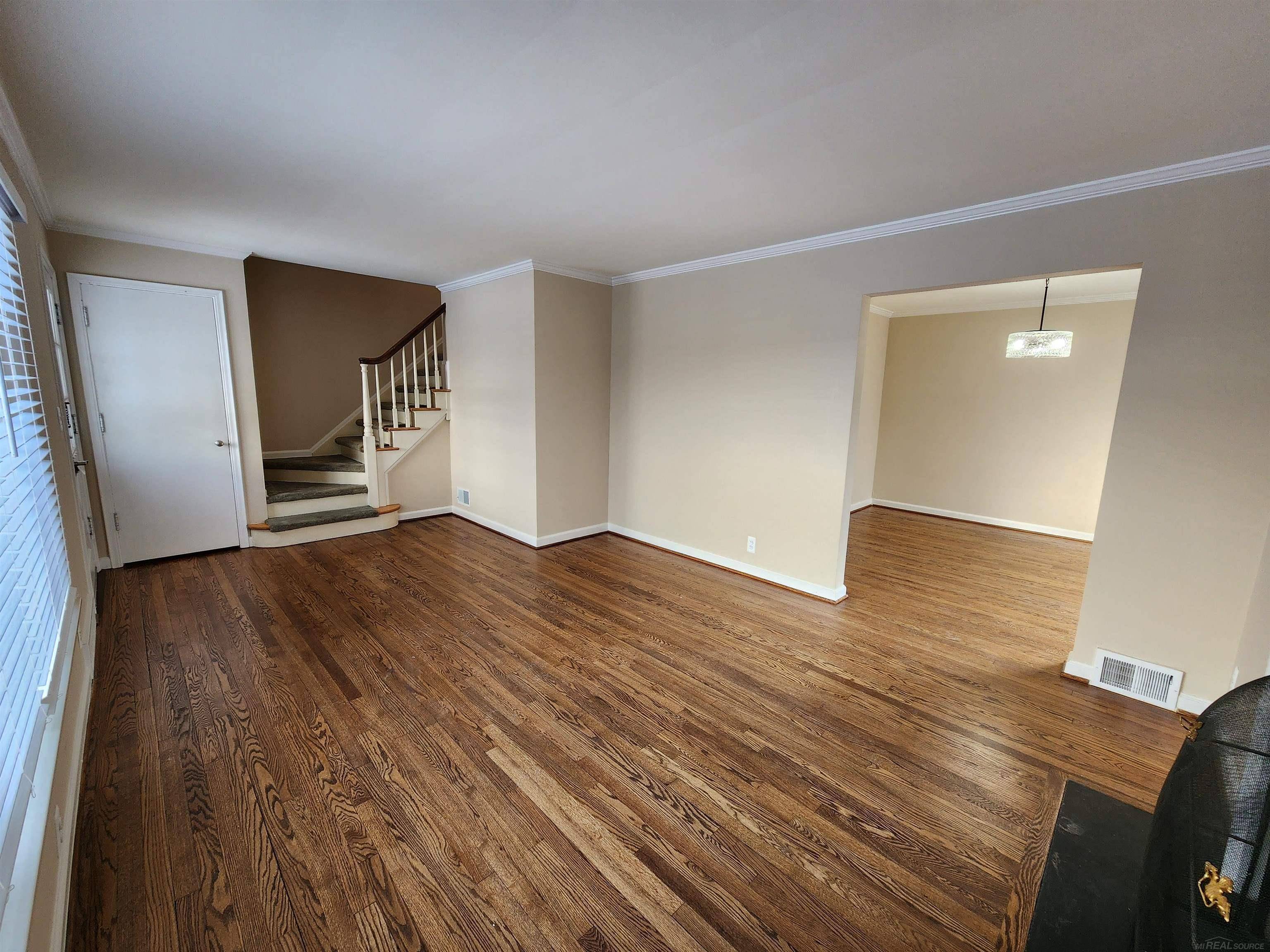 Grosse Pointe, MI 48230,343 Rivard BLVD