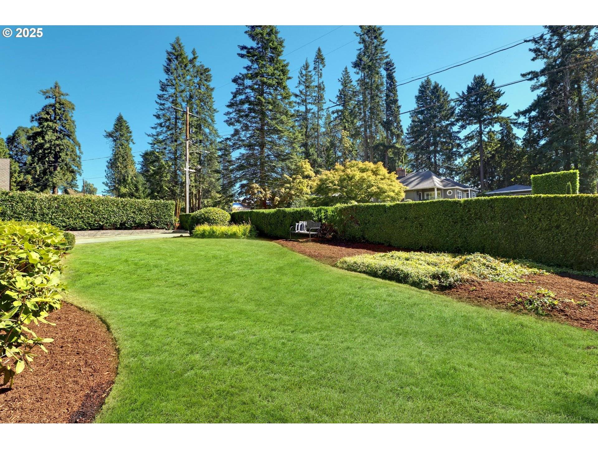 Portland, OR 97225,8725 SW WHITE PINE LN