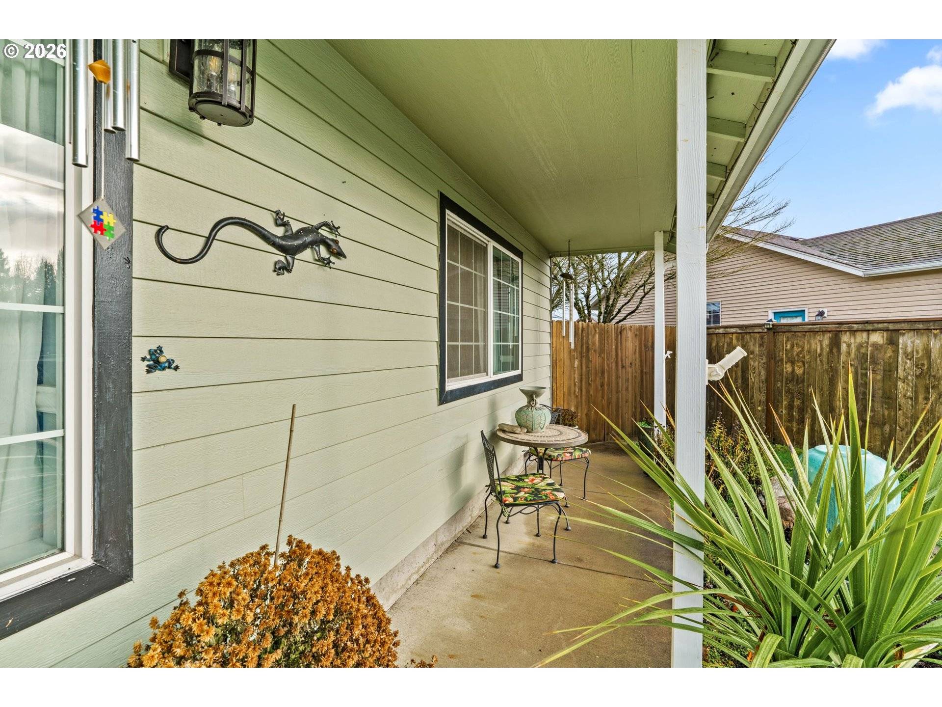 Eugene, OR 97402,2503 MANGAN ST