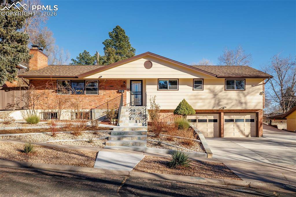 Colorado Springs, CO 80909,2211 Monteagle ST