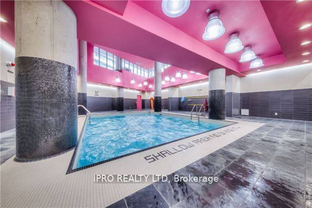 Toronto C01, ON M6J 0A1,170 Sudbury ST #305