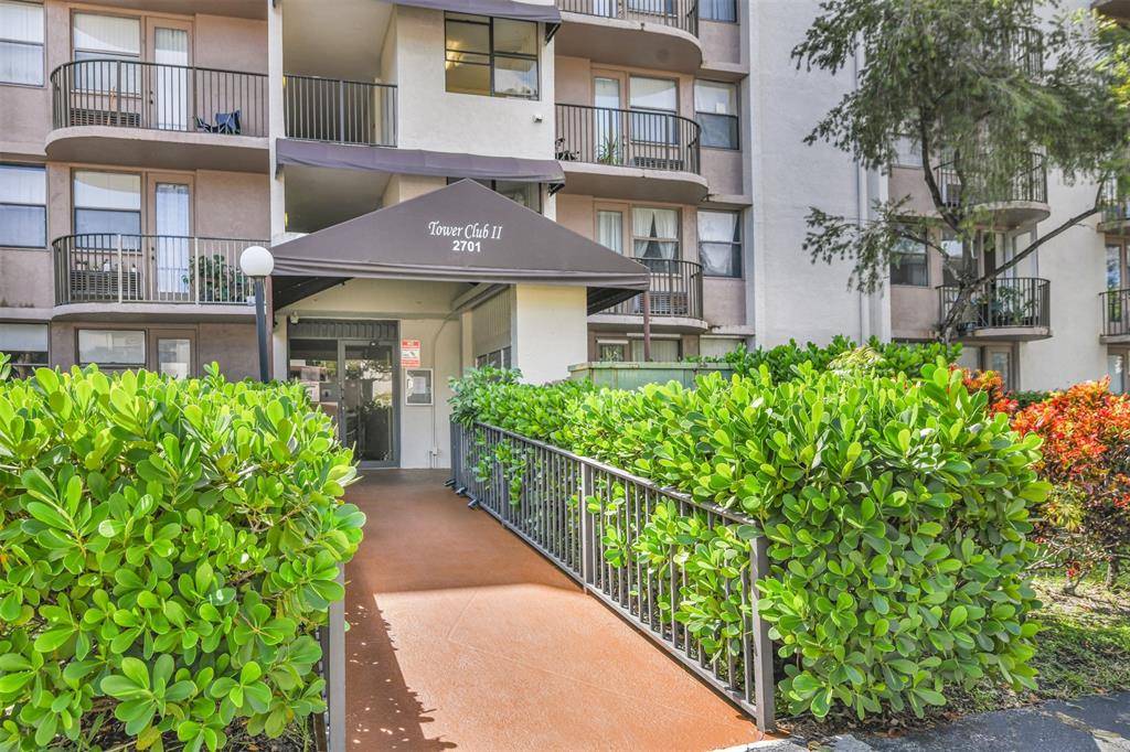 Coral Springs, FL 33065,2701 Riverside Dr #305-B