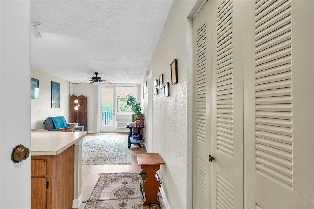 Coral Springs, FL 33065,2701 Riverside Dr #305-B