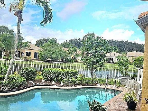 Vero Beach, FL 32963,9535 E Maiden Ct