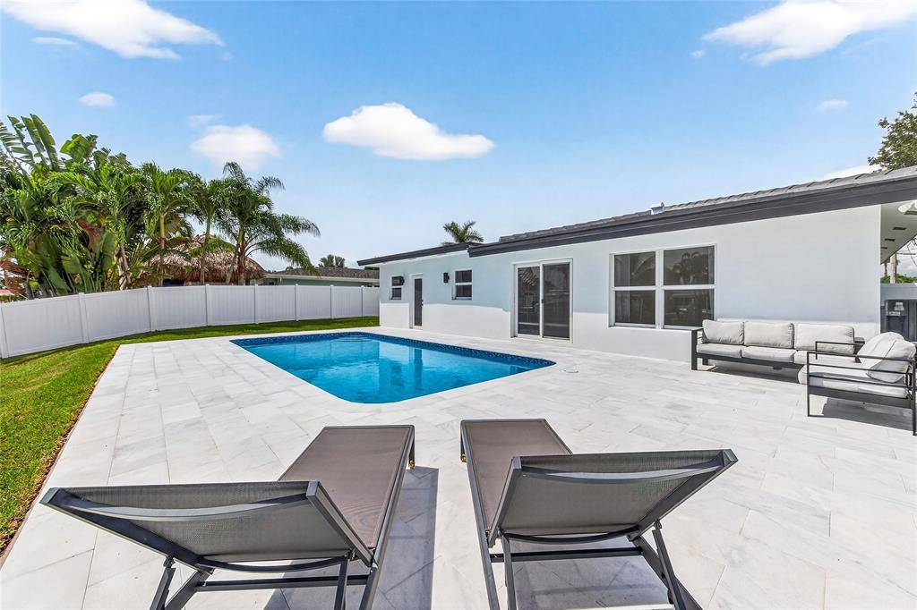 Pompano Beach, FL 33060,230 SE 3rd Ave