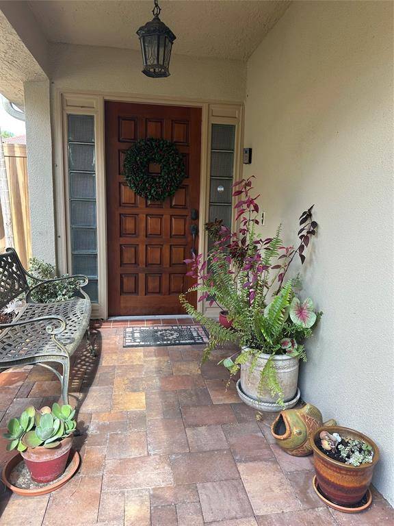 Plantation, FL 33322,9355 NW 18TH PL