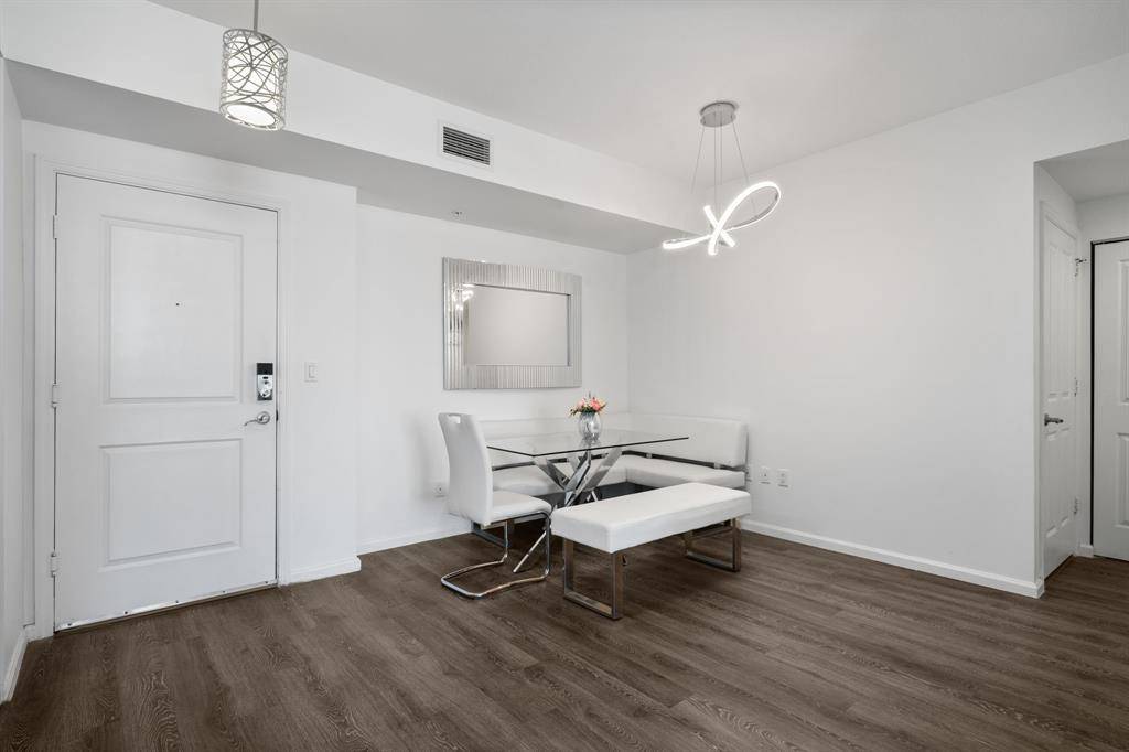 Fort Lauderdale, FL 33301,511 SE 5th Ave #707