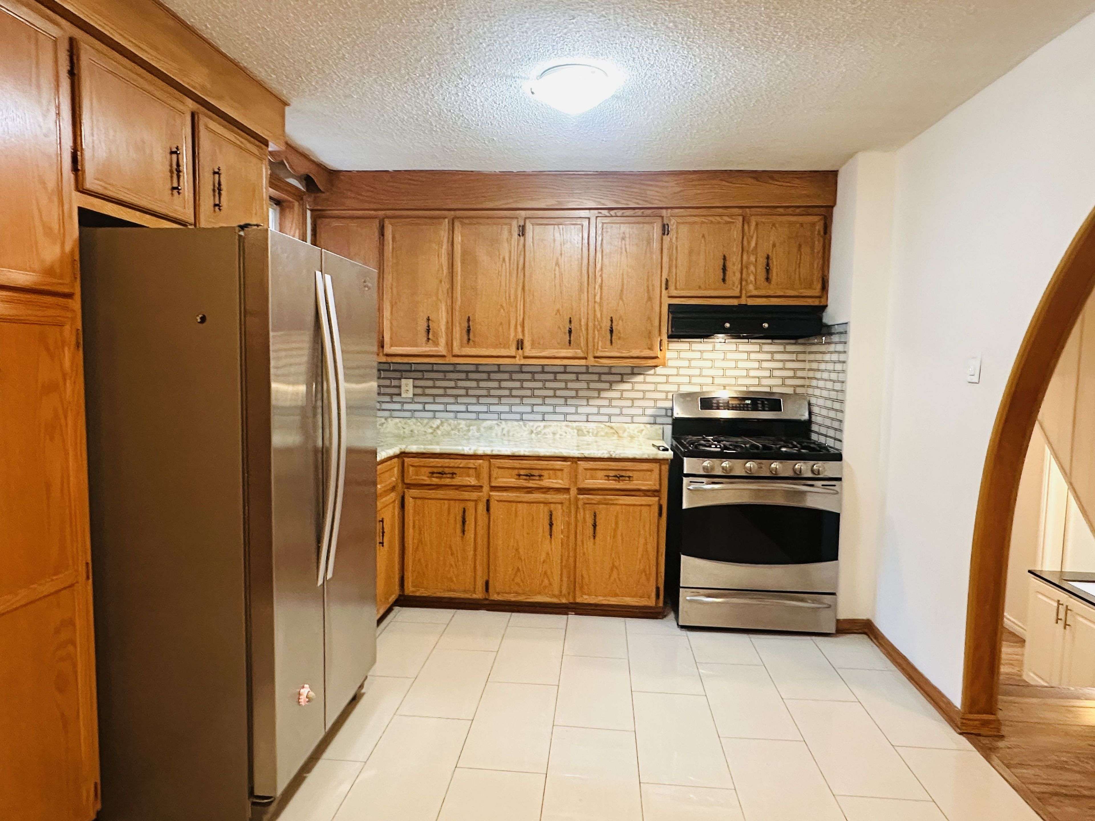 Richmond Hill, ON L4C 3T8,36 Weldrick RD