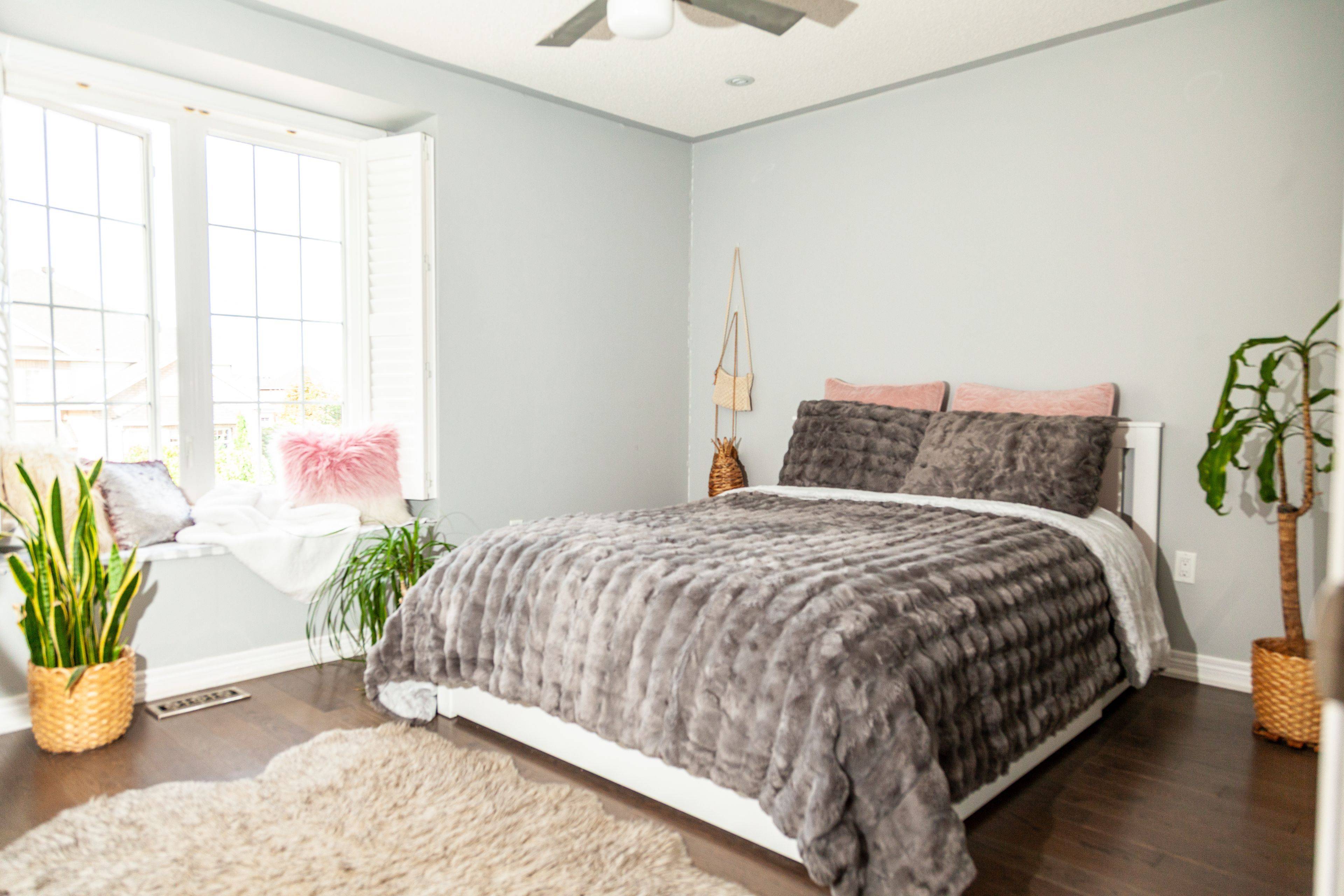 Vaughan, ON L4K 5H4,5 Belwood BLVD