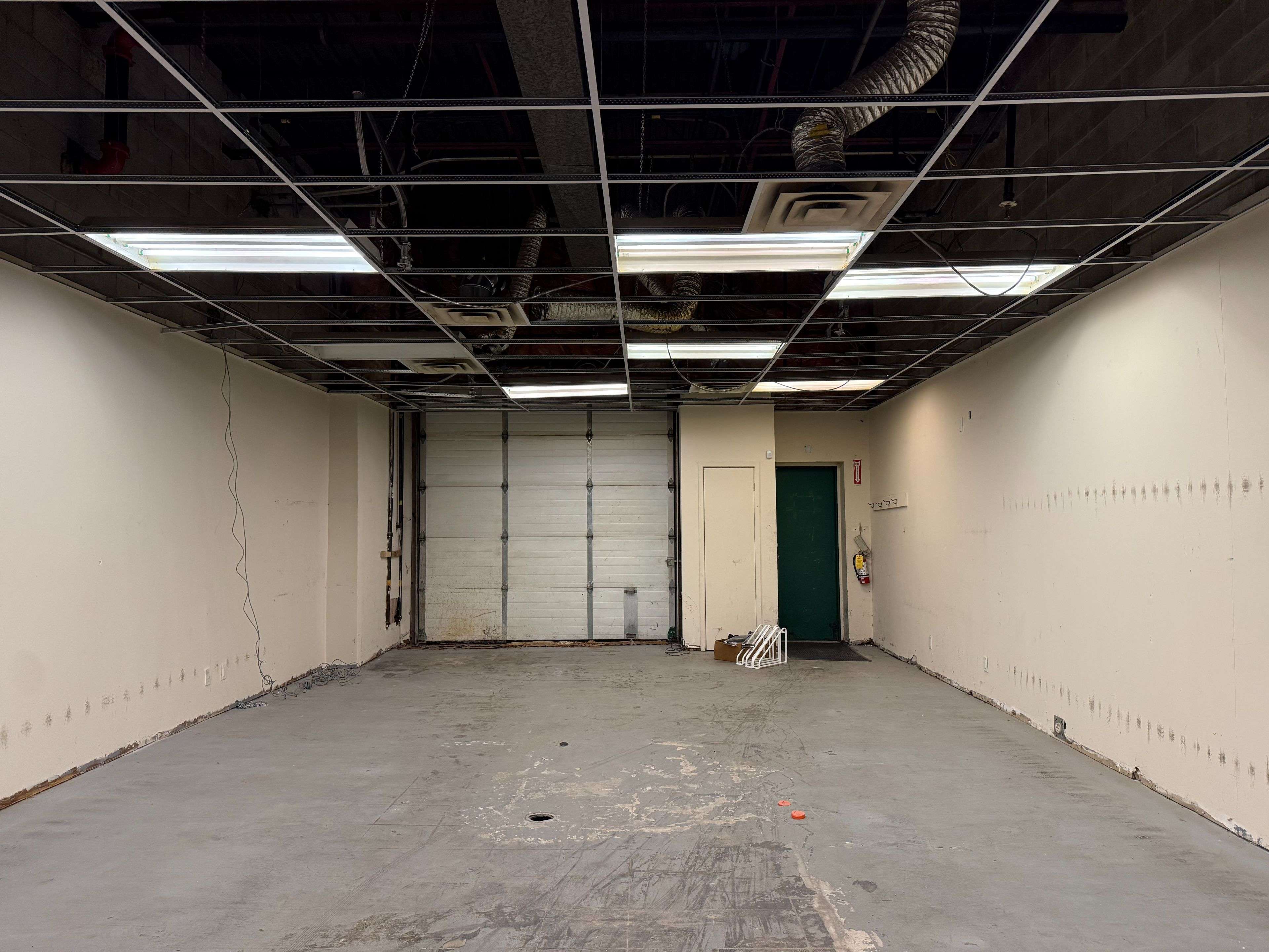 Newmarket, ON L3Y 3E3,17915 Leslie ST #7