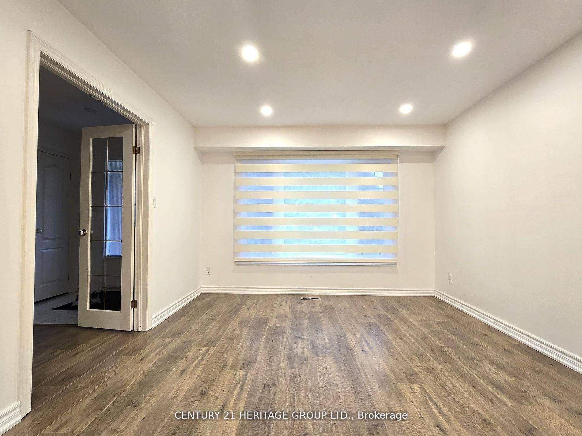 Newmarket, ON L3Y 5R8,897 Caldwell ST