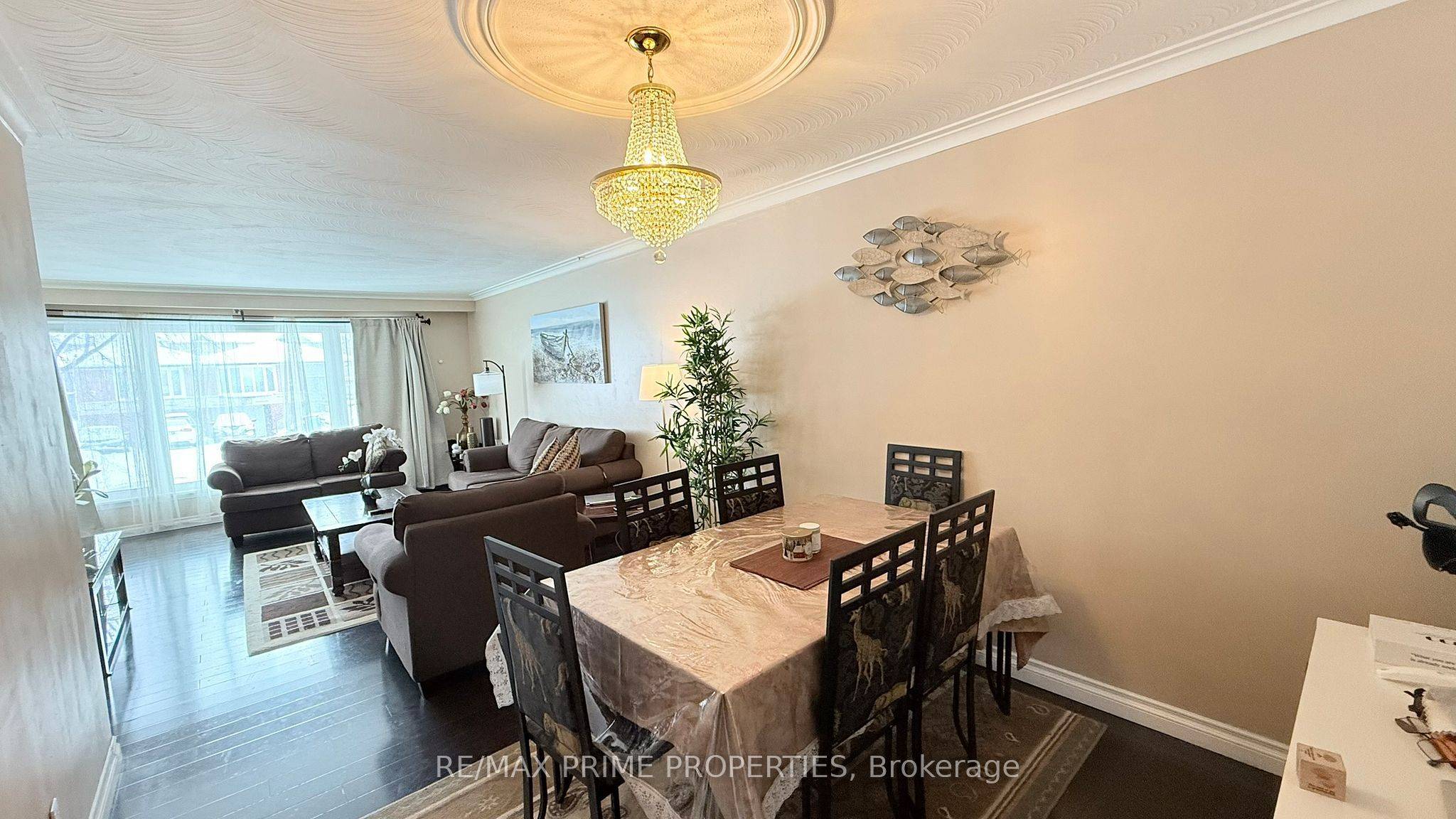 Mississauga, ON L4T 1N2,3563 Laddie CRES #Upper