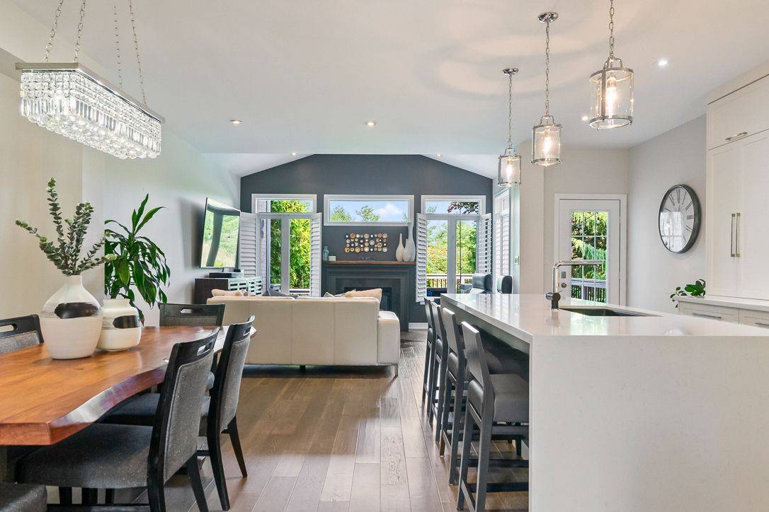 Oakville, ON L6H 6Y6,2357 Woodfield RD