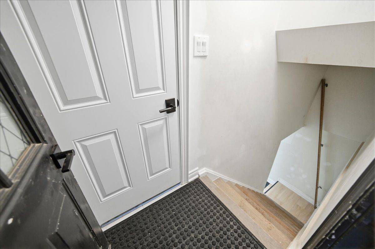 Toronto W05, ON M9L 1K7,94 Primula CRES #BSMT