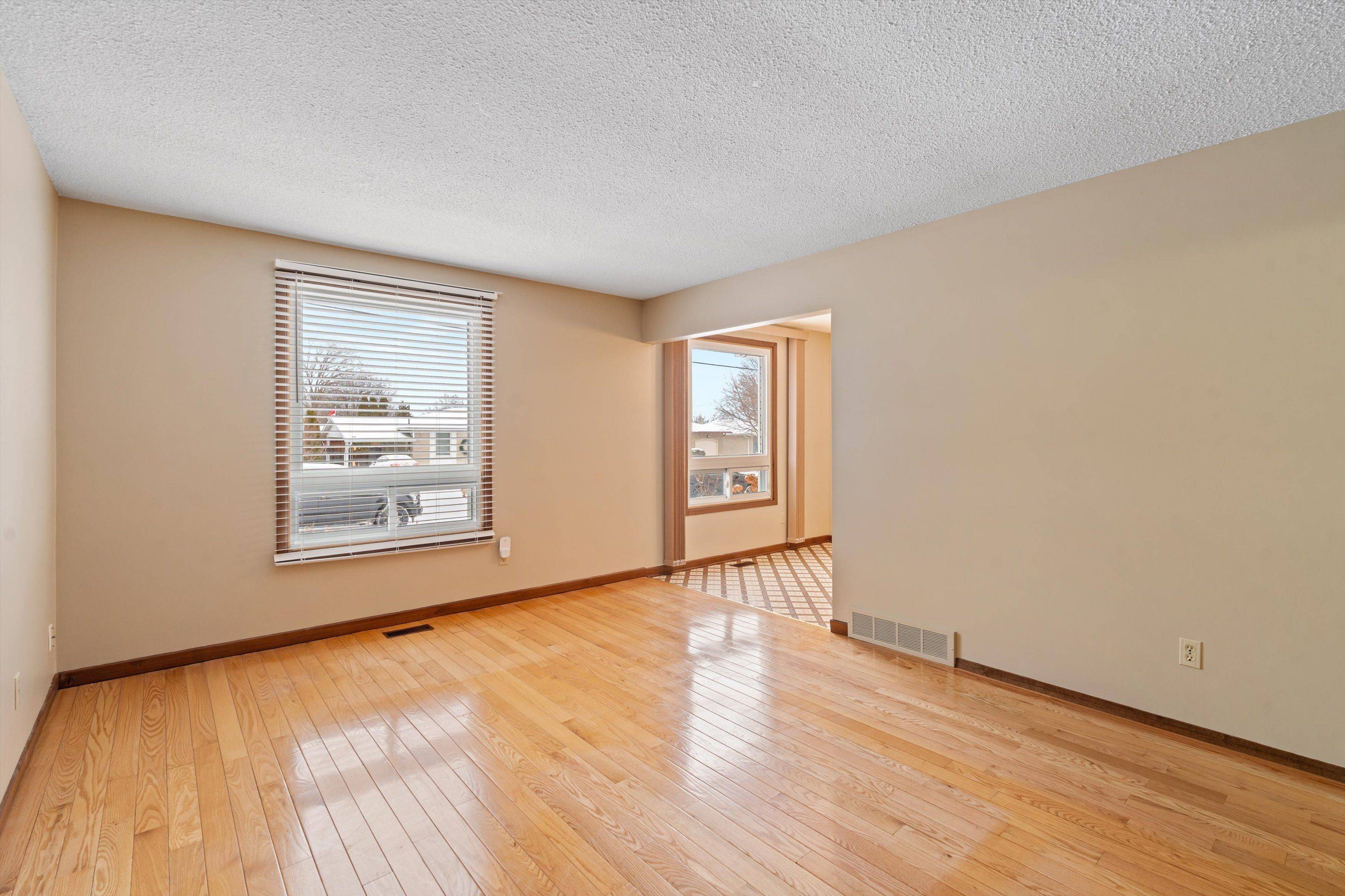 St. Catharines, ON L2P 3M3,16 Appleford RD