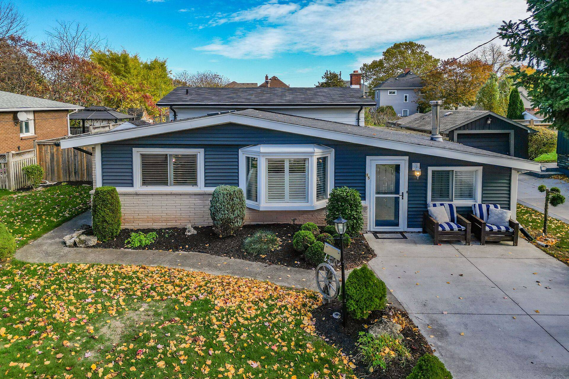 Grimsby, ON L3M 2R6,15 Grand AVE