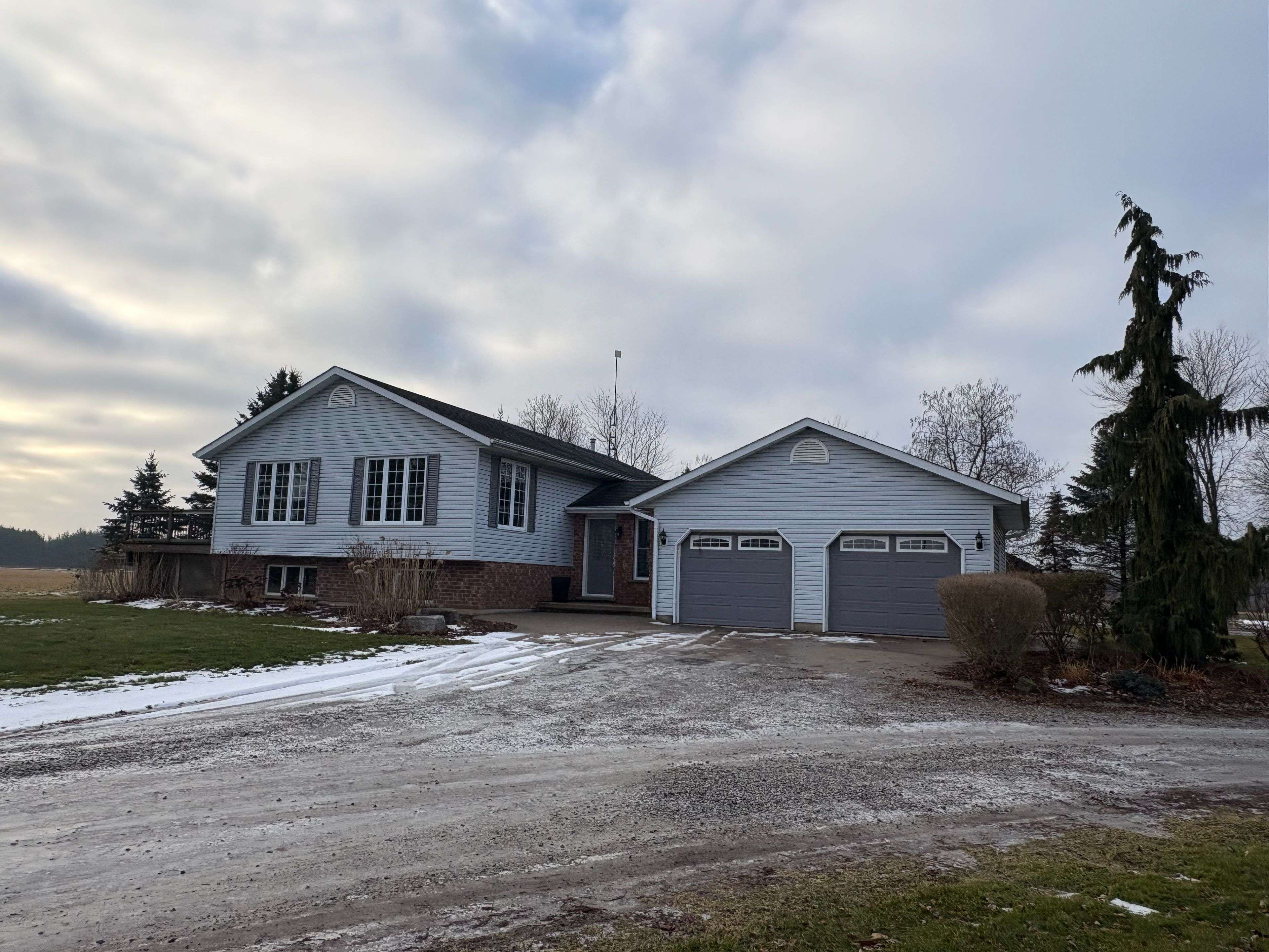 Haldimand, ON N1A 2W2,37 Carter RD