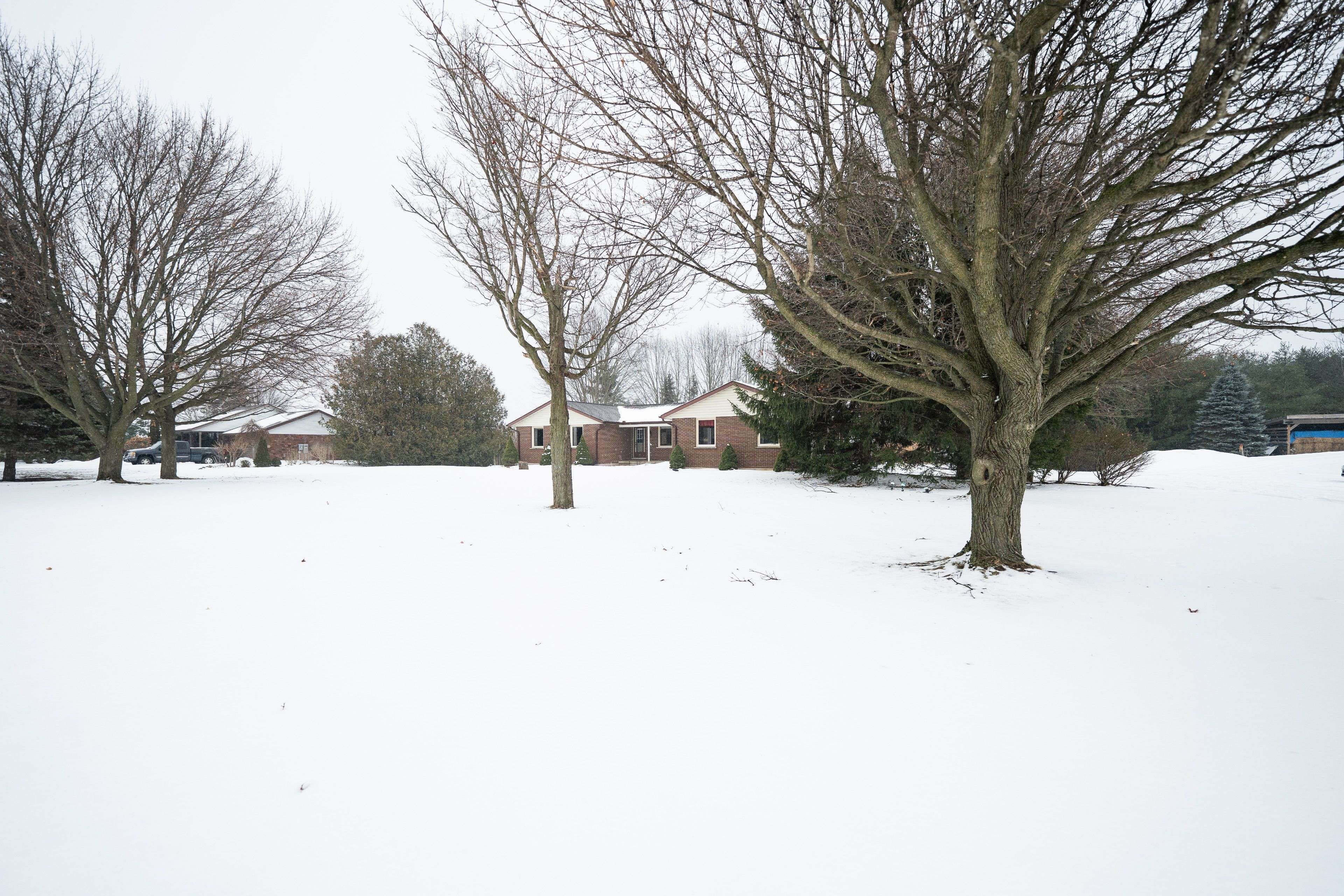 Norfolk, ON N4G 4G7,660 Goshen RD