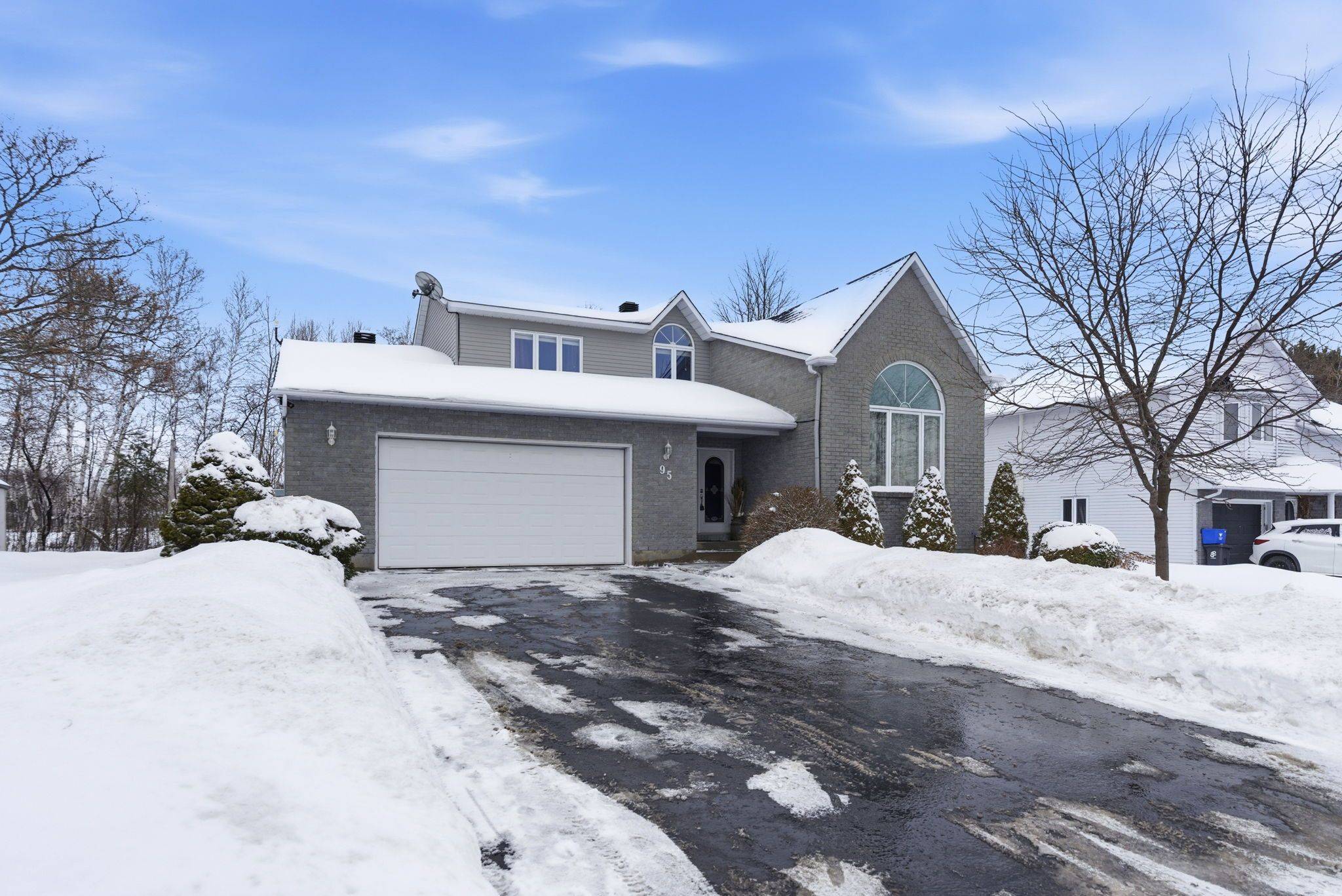 Alfred And Plantagenet, ON K0B 1L0,95 Lalande CRES