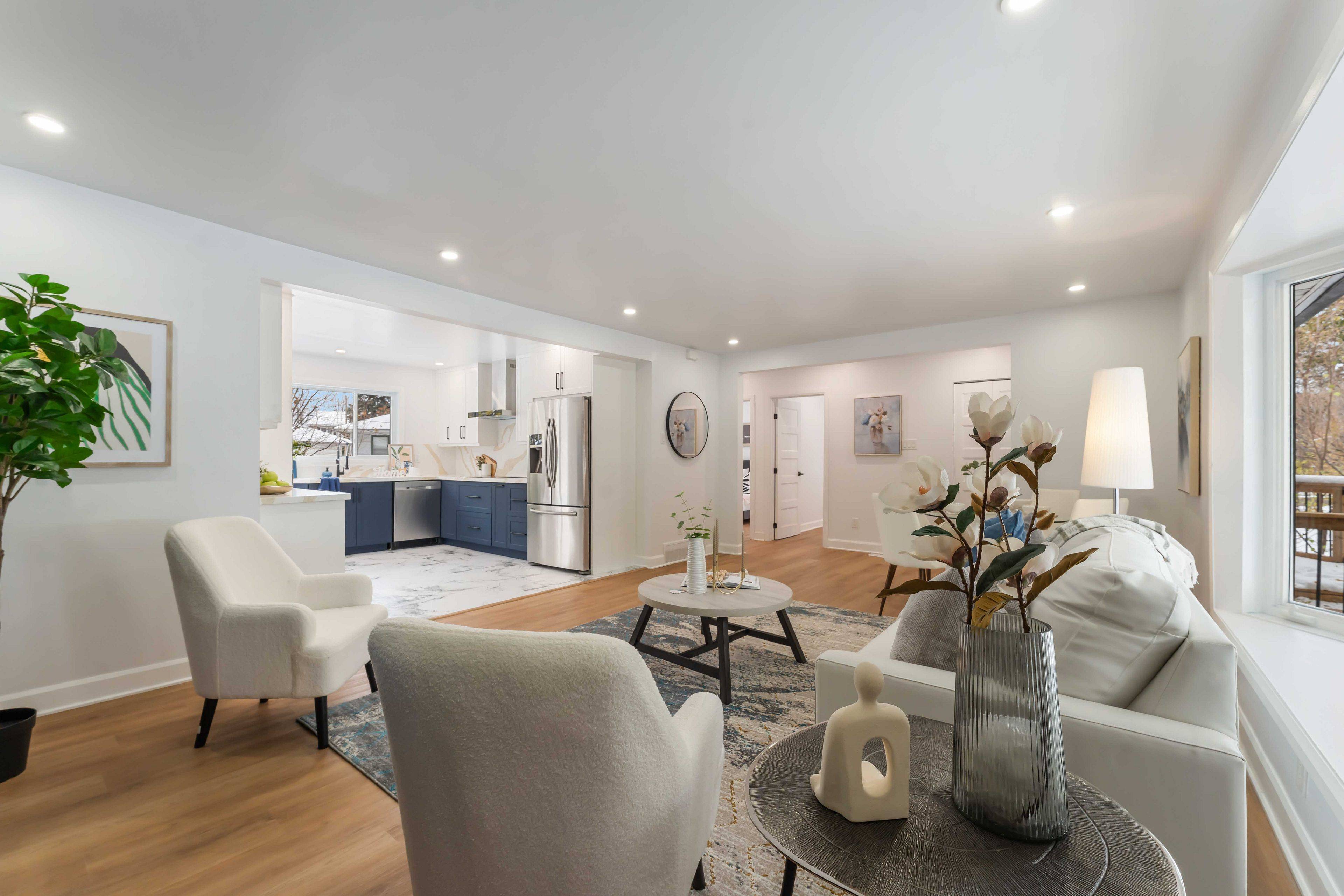 Elmvale Acres And Area, ON K1G 2C2,1796 Saunderson DR