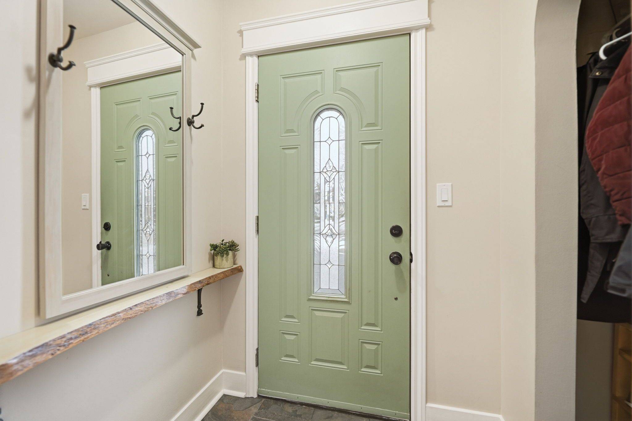 St. Catharines, ON L2M 3T2,489 Vine ST