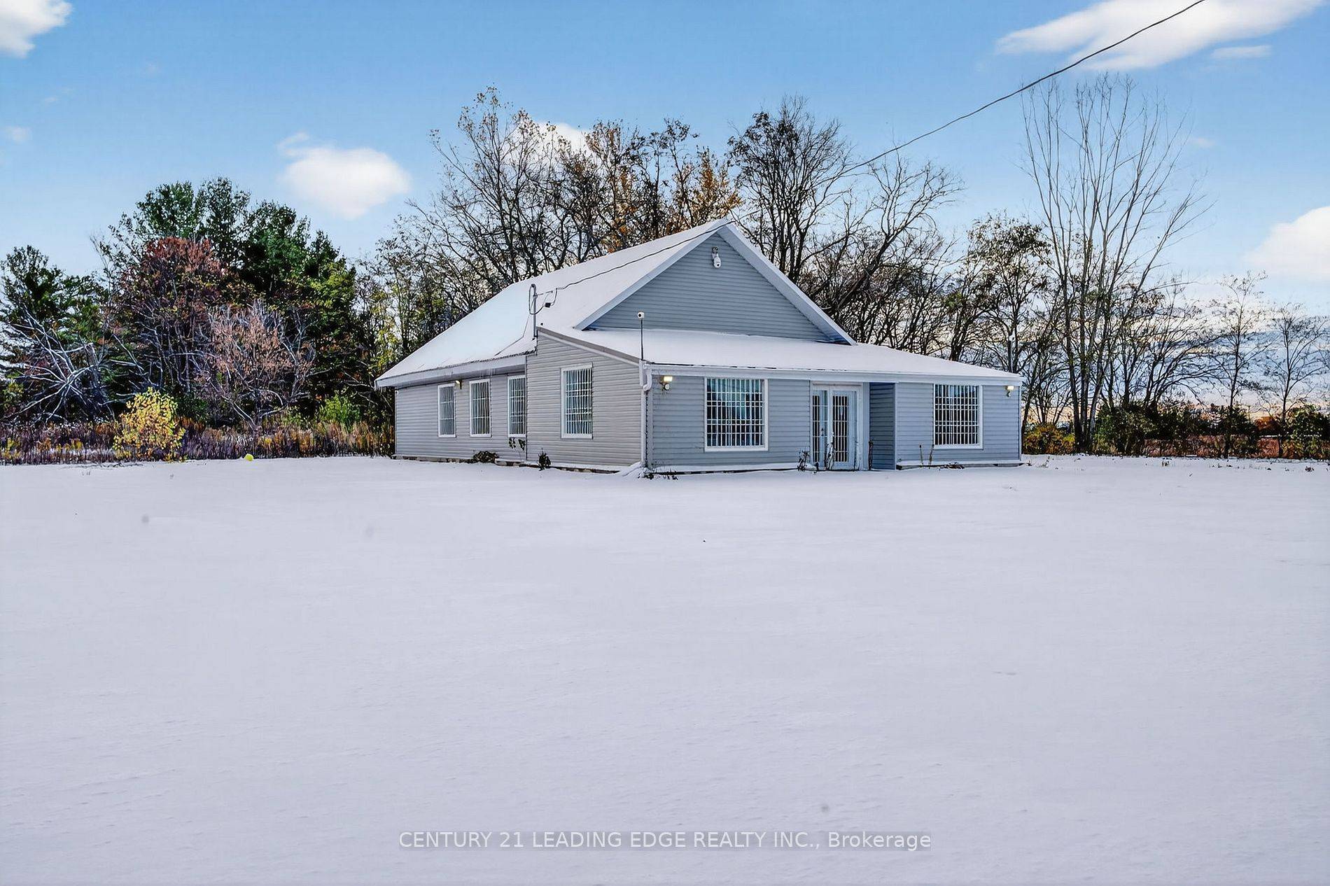 Kingston, ON K7M 2Y3,556 Bath RD E