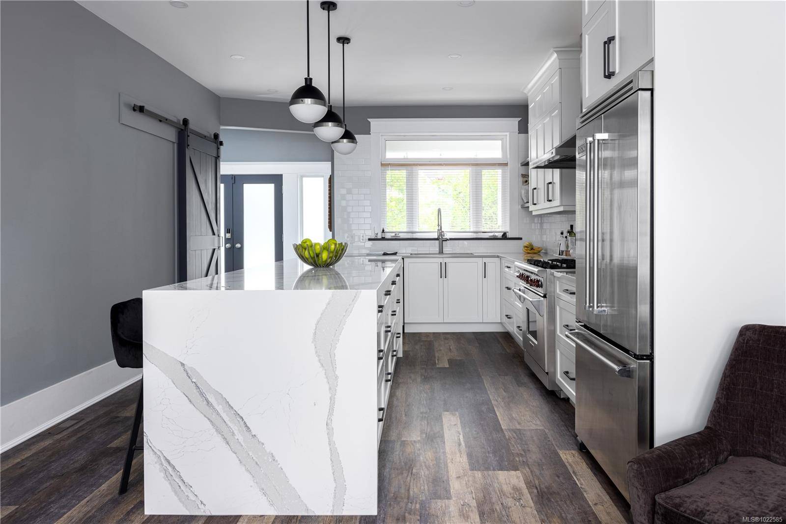 Victoria, BC V8S 3H7,110 Eberts St