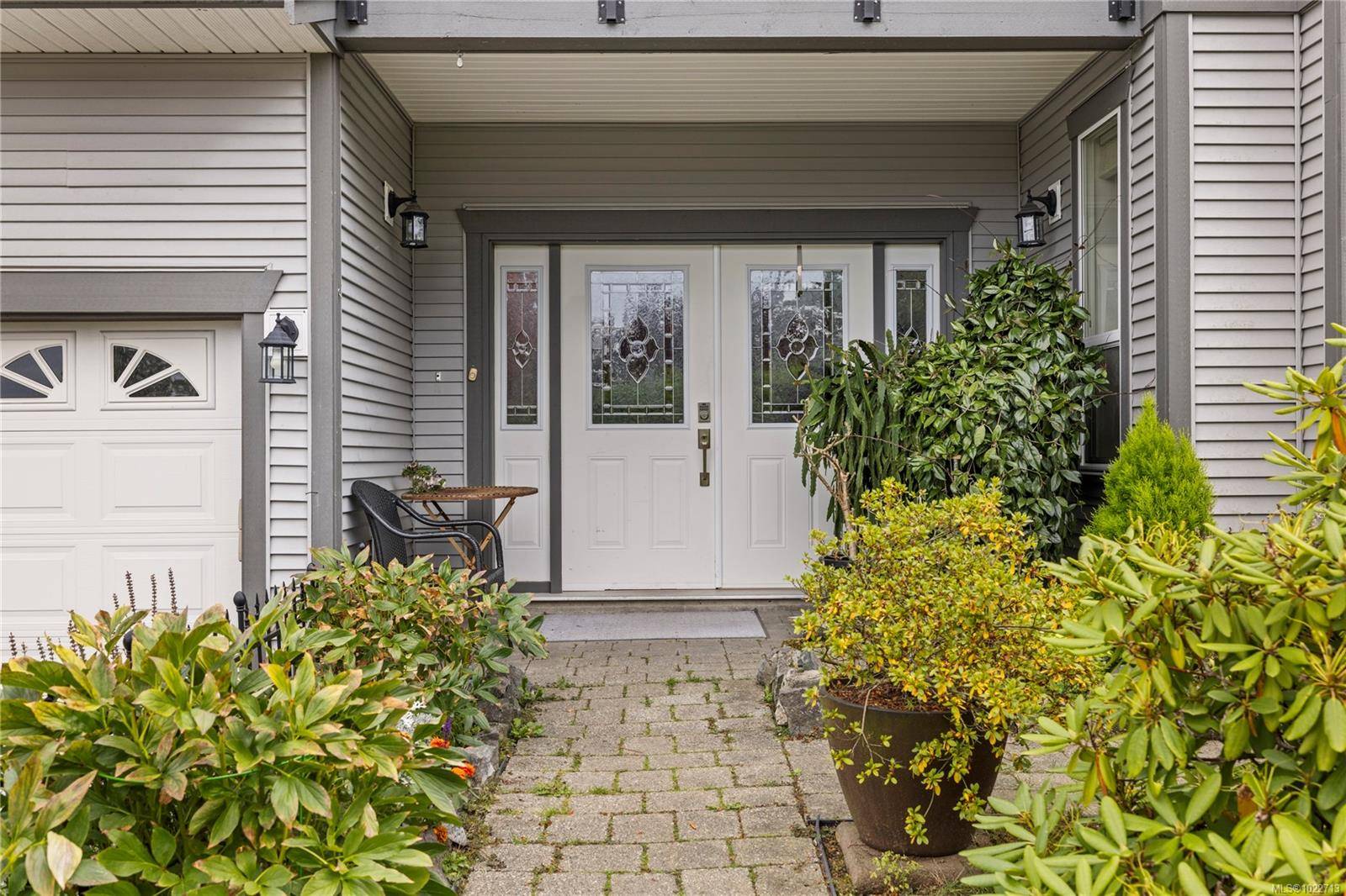 Ladysmith, BC V9G 1A3,401 Neville St #A