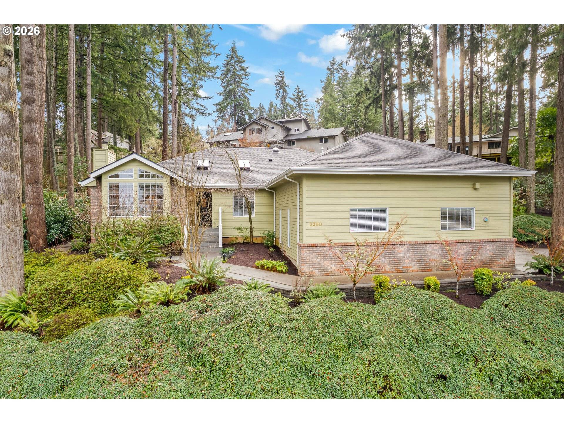 Eugene, OR 97405,2380 W 28TH AVE