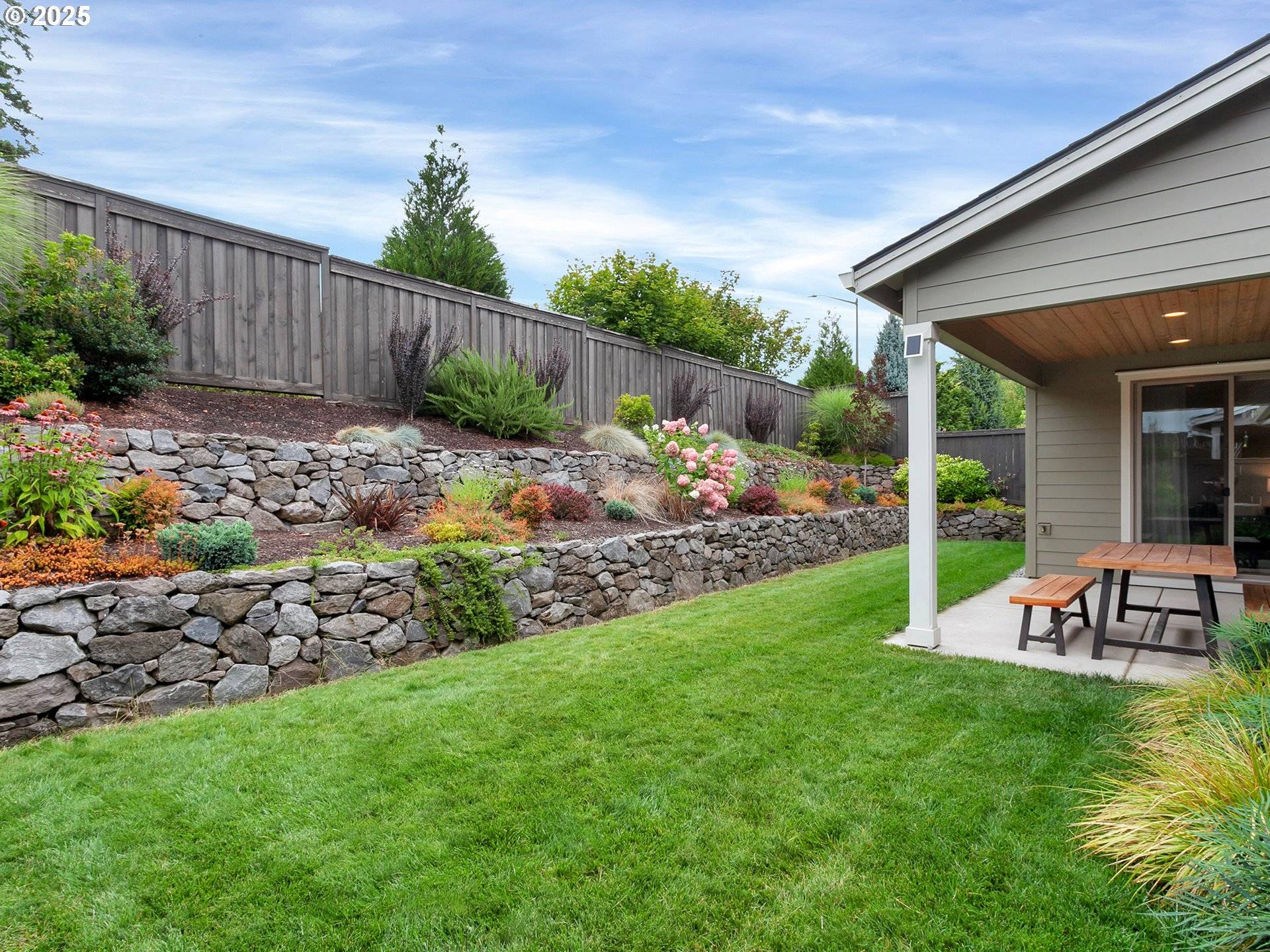 West Linn, OR 97068,4057 HERON DR