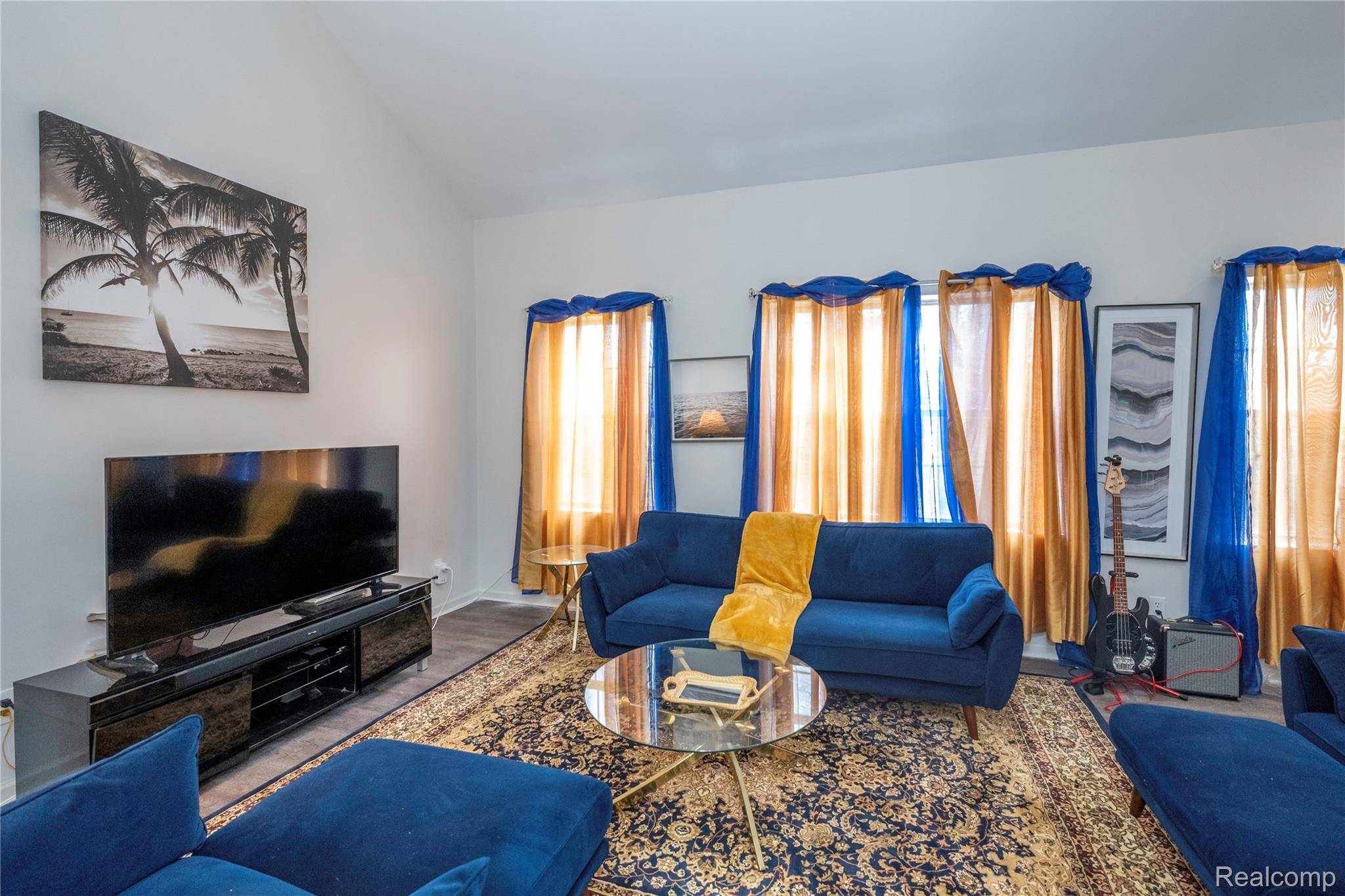 Detroit, MI 48207,2928 Prince Hall DR