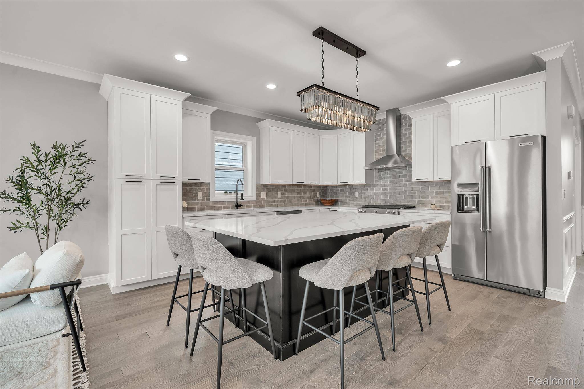 Royal Oak, MI 48073,1929 Brookwood AVE