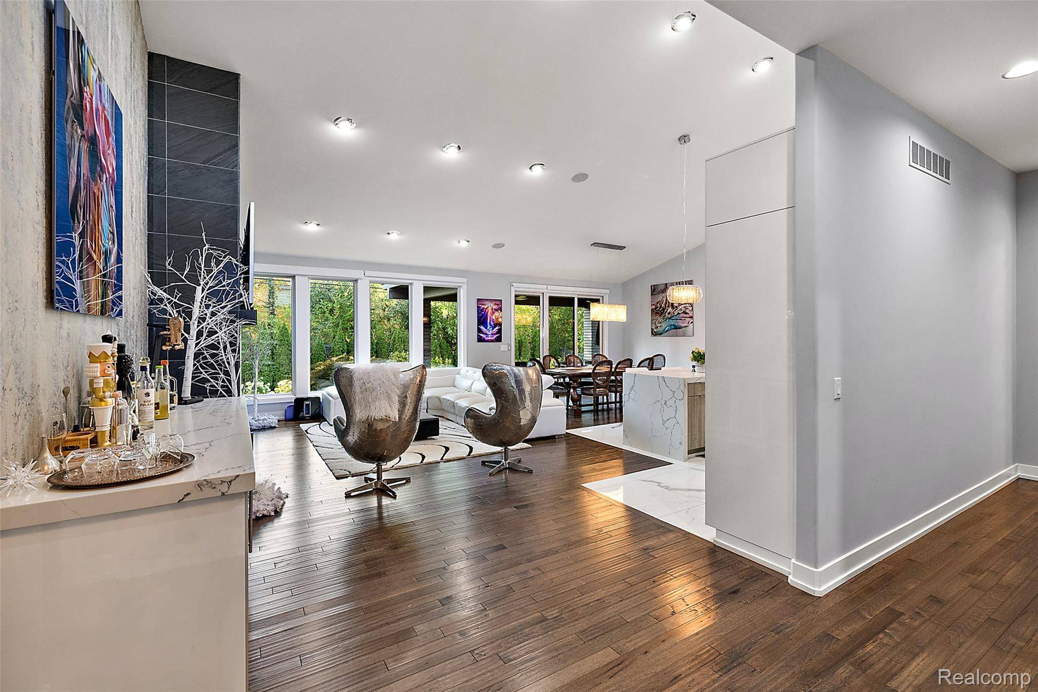 Beverly Hills, MI 48025,16281 Buckingham AVE