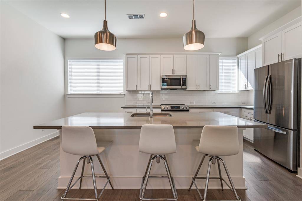 Fort Worth, TX 76110,2802 Addison Park Lane