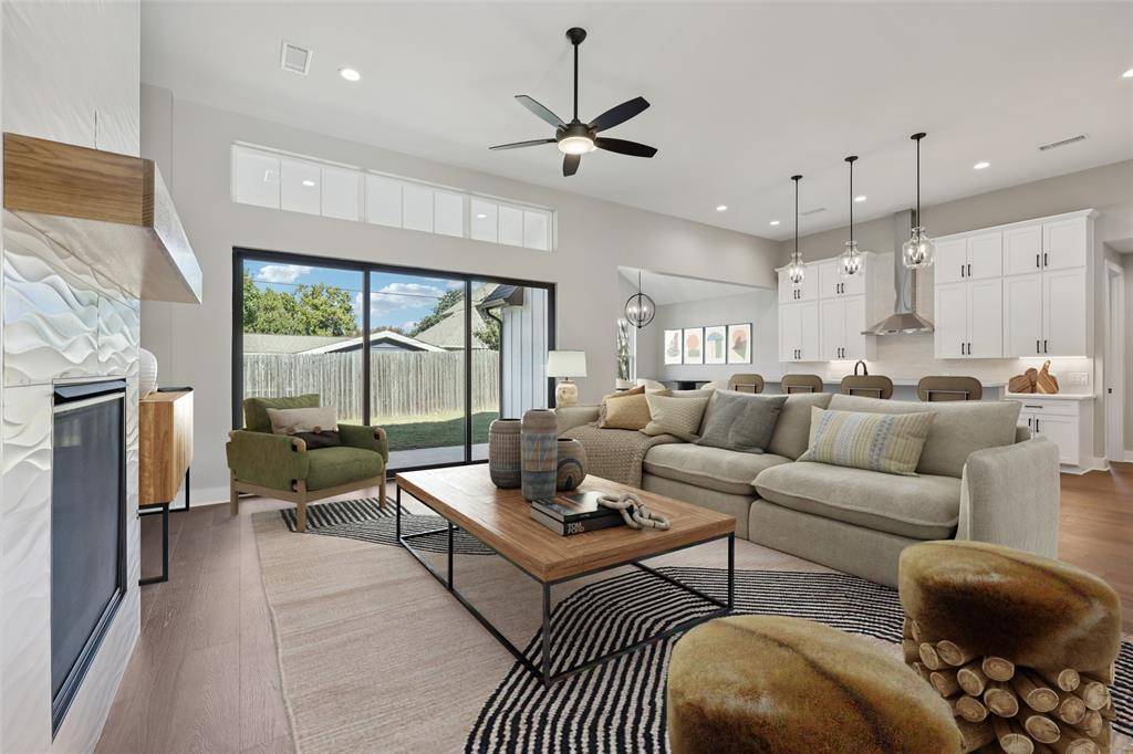 Grapevine, TX 76051,2638 Evinrude Drive