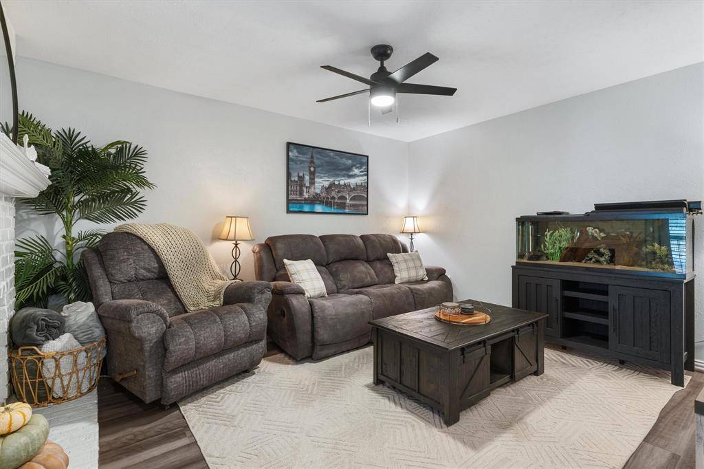 Dallas, TX 75231,7510 Holly Hill Drive #148