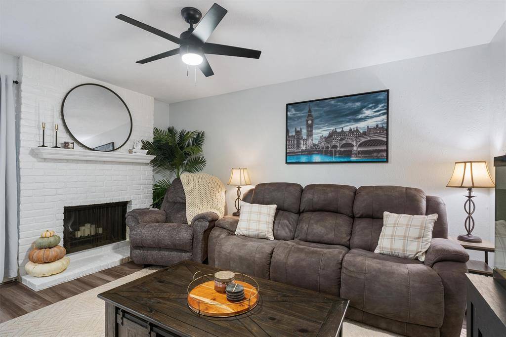 Dallas, TX 75231,7510 Holly Hill Drive #148