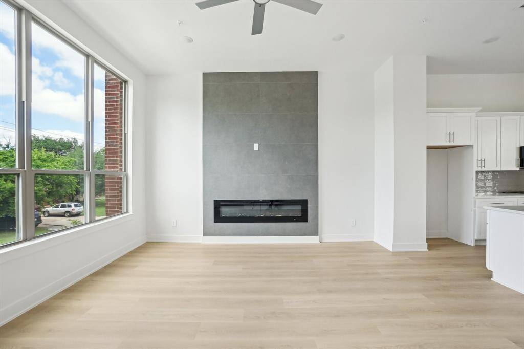 Farmers Branch, TX 75234,2524 Havenhurst Street #102