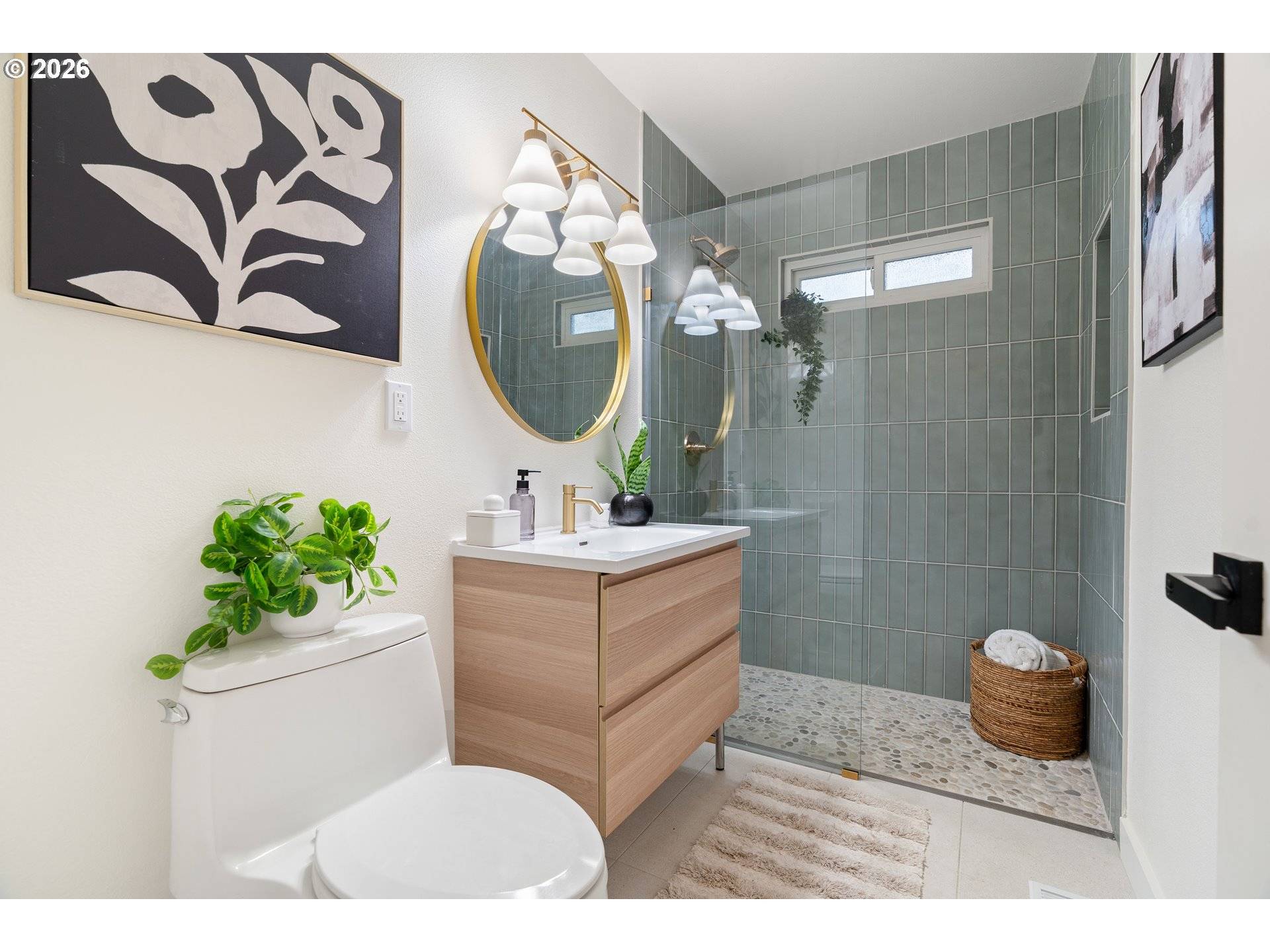 Portland, OR 97203,8301 N HURST AVE