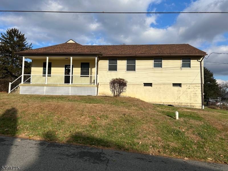 Lopatcong Twp., NJ 08865,333 S 4Th St