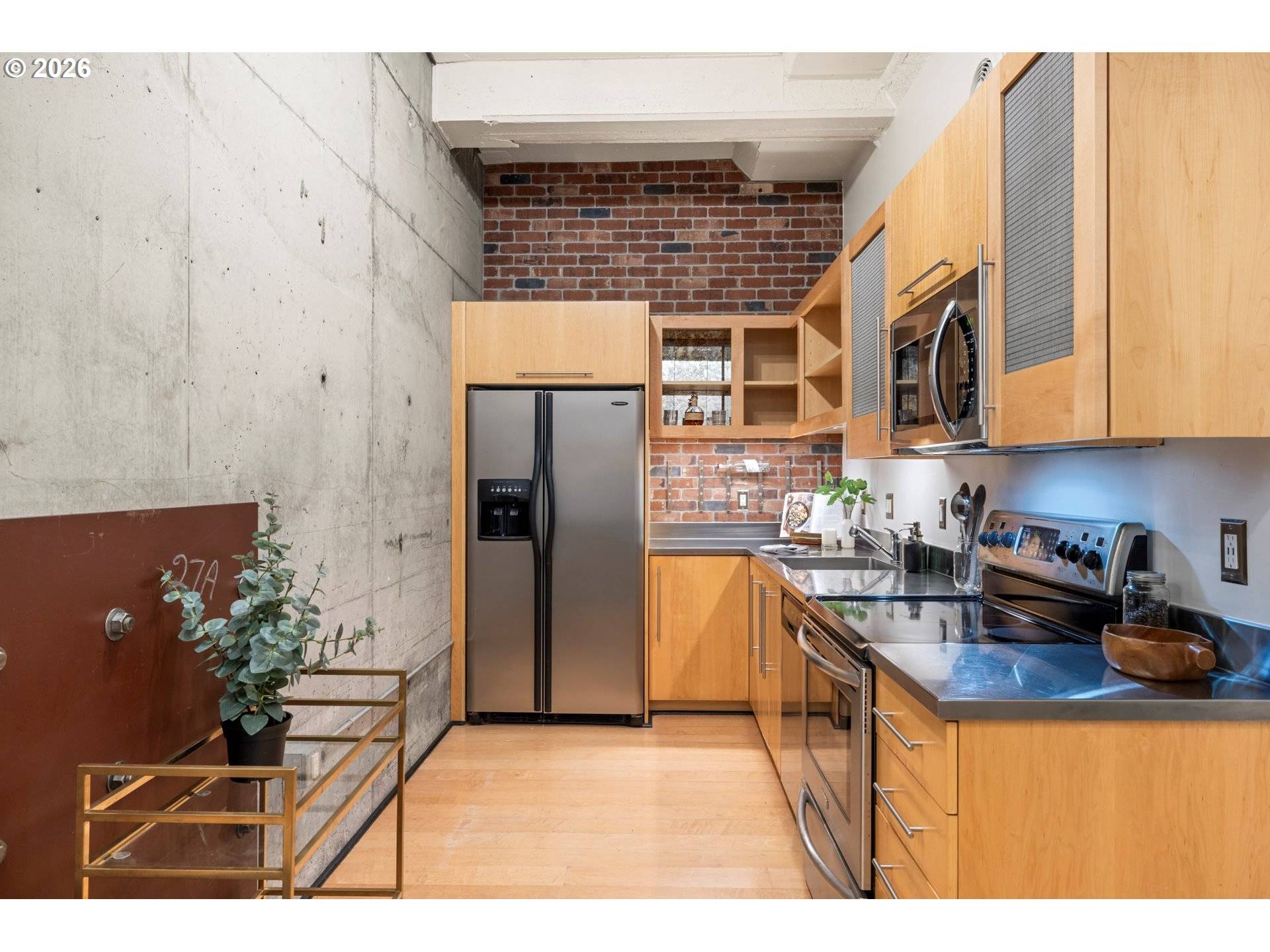 Portland, OR 97209,1400 NW IRVING ST #322