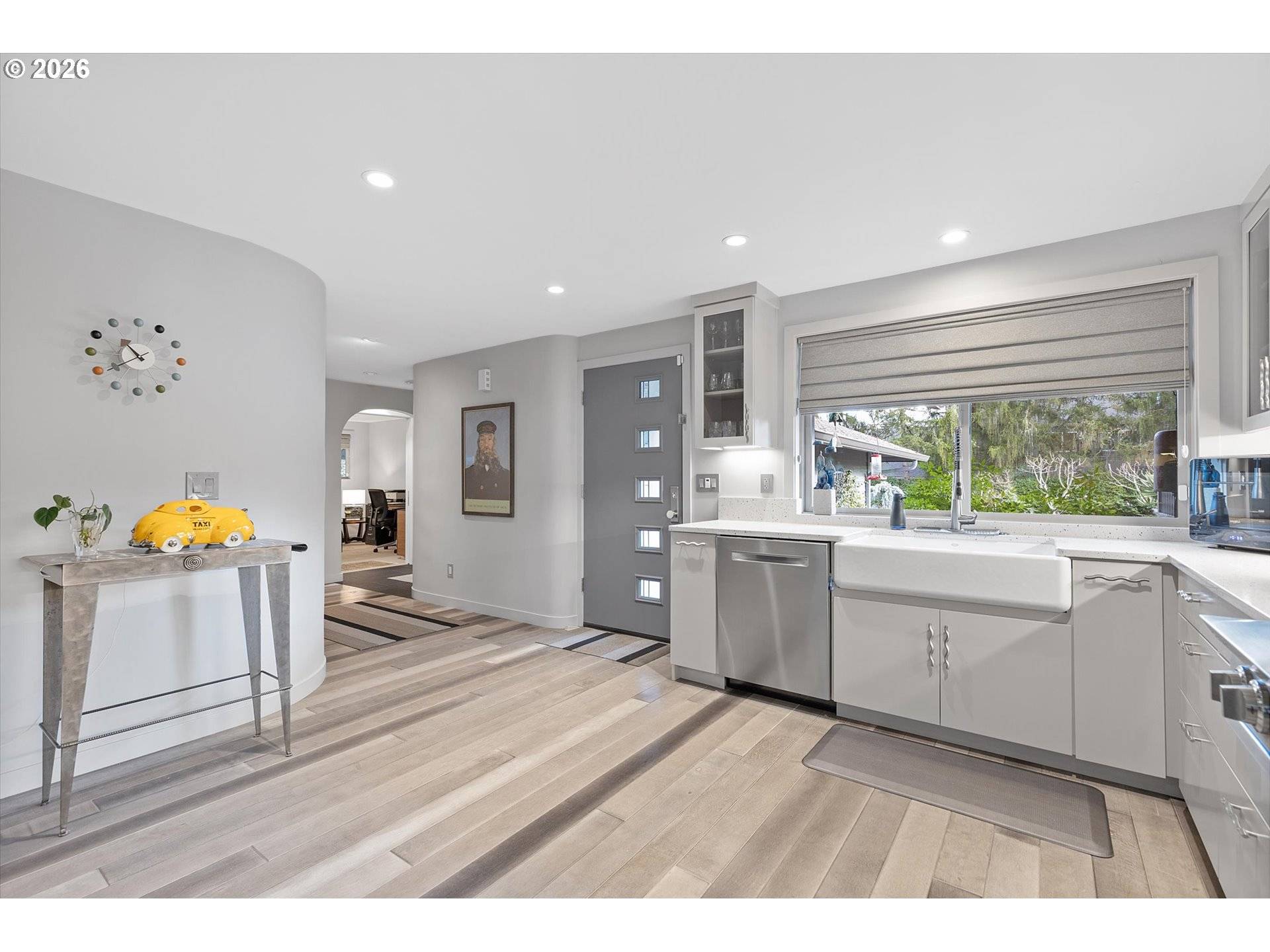 Lake Oswego, OR 97035,240 GREENRIDGE DR