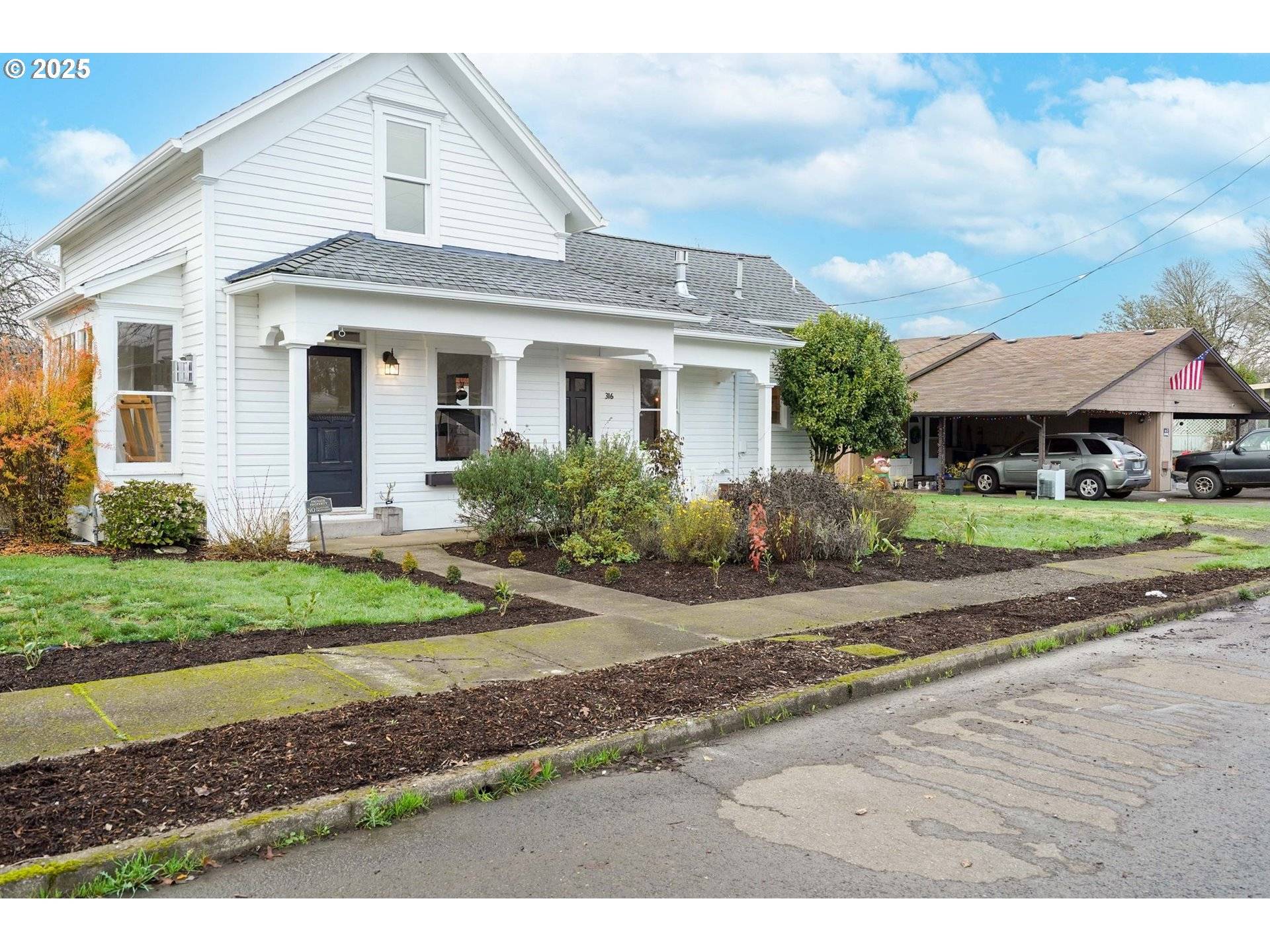 Philomath, OR 97370,316 S 17TH ST