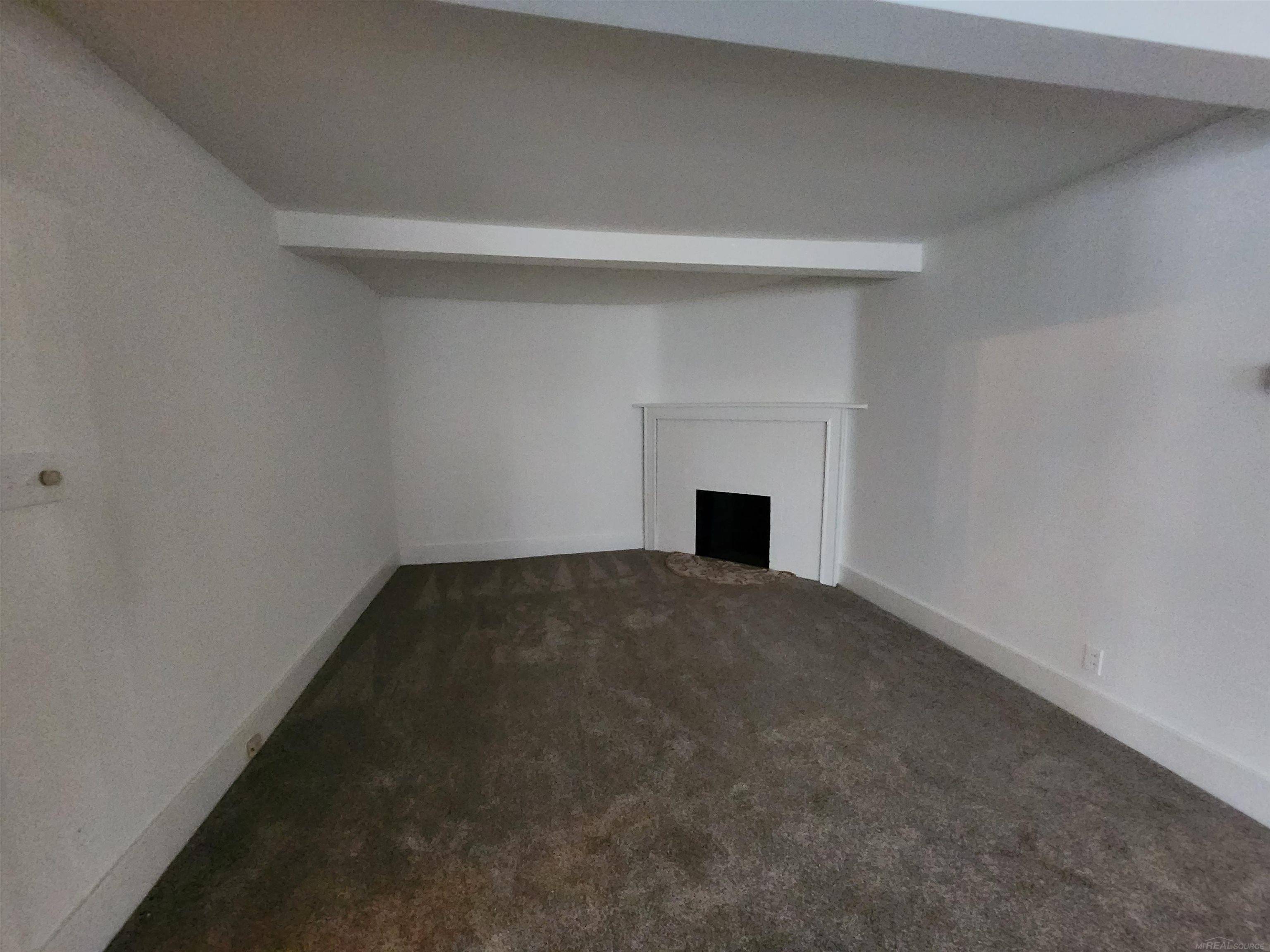 Grosse Pointe, MI 48230,295 Rivard BLVD